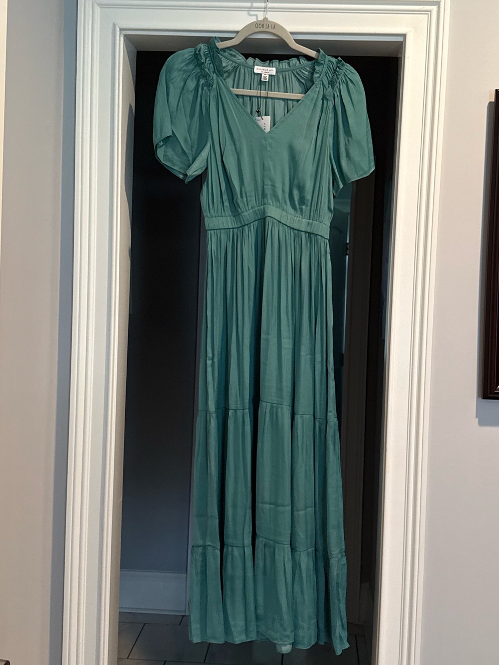 Women’s Mint Green Flutter Sleeve Midi Dress